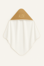 Cape de bain bébé personnalisable en éponge et gaze de coton camel - mazzanne