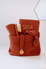 Coffret naissance bébé personnalisable fait main en France en gaze de coton terracotta - mazzanne
