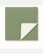 Couverture naissance bébé personnalisable en sherpa et gaze de coton verte - mazzanne