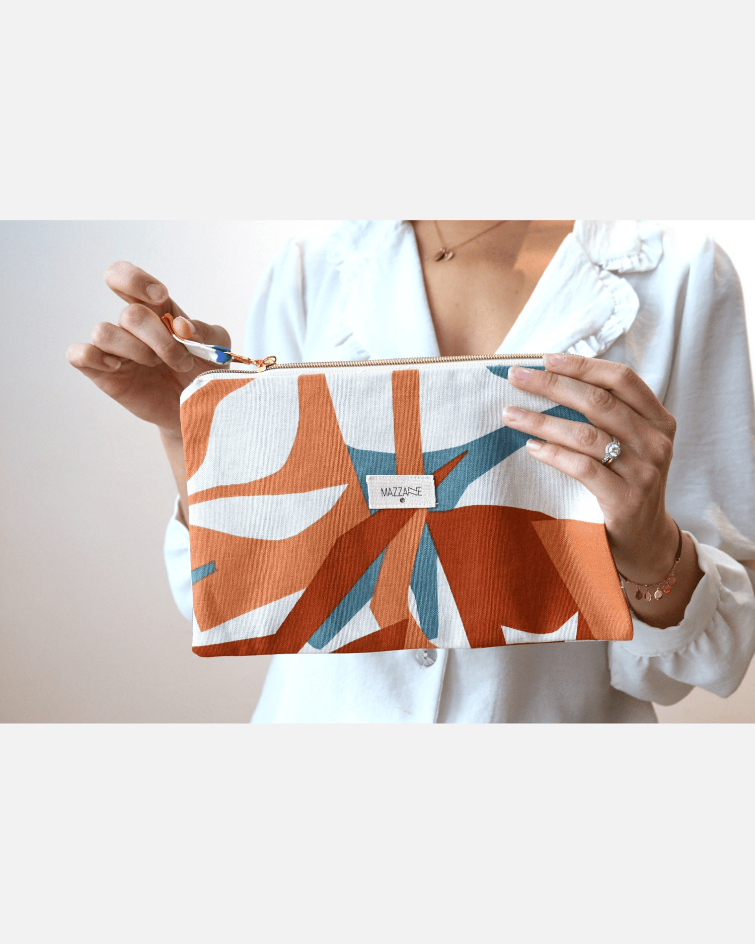 Pochette plate femme en coton à motifs graphiques "Verano" - mazzanne