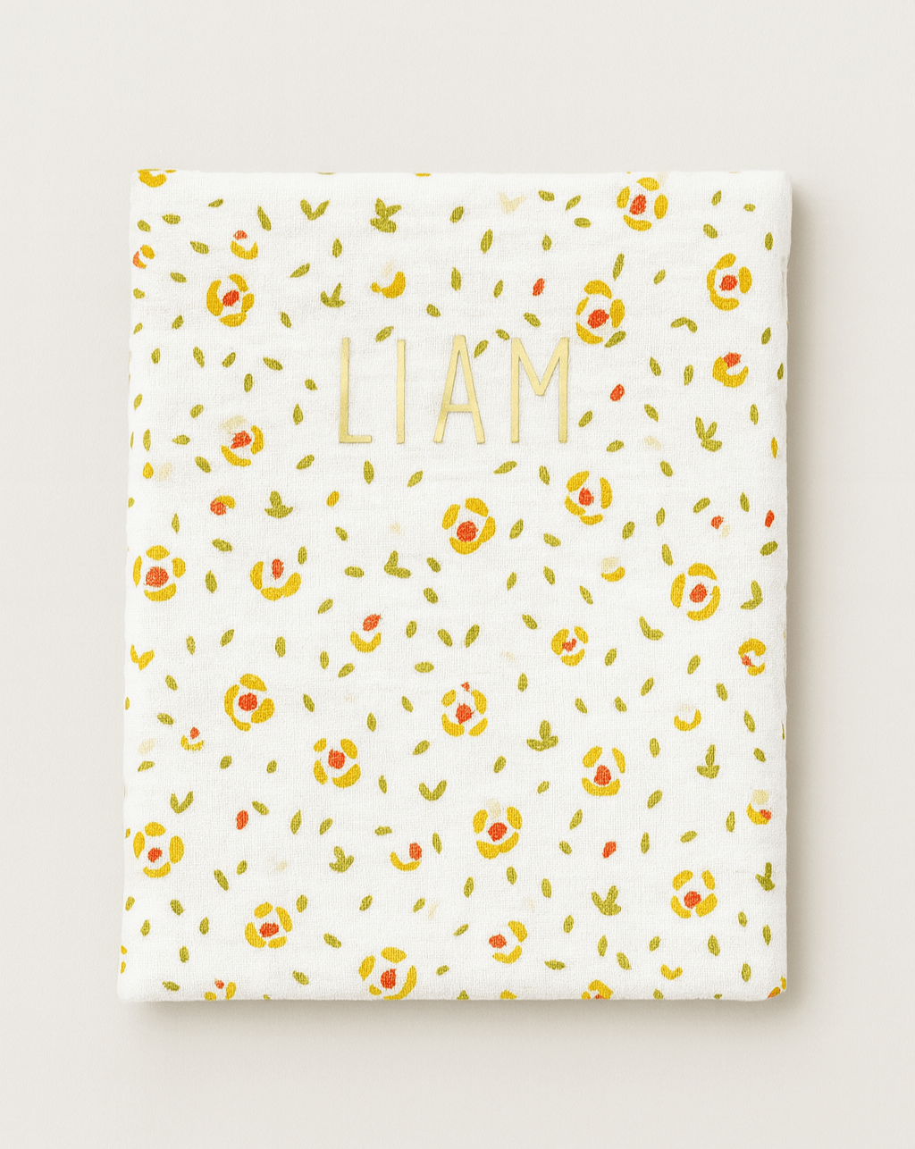 Protège carnet de santé bébé personnalisable en gaze de coton fleurs - mazzanne