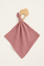 anneau de dentition bébé forme glace et lange en gaze de coton rose fait main en France - mazzanne