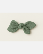Barrette nœud gaze de coton vert pour cheveux accessoire vêtement enfant - mazzanne