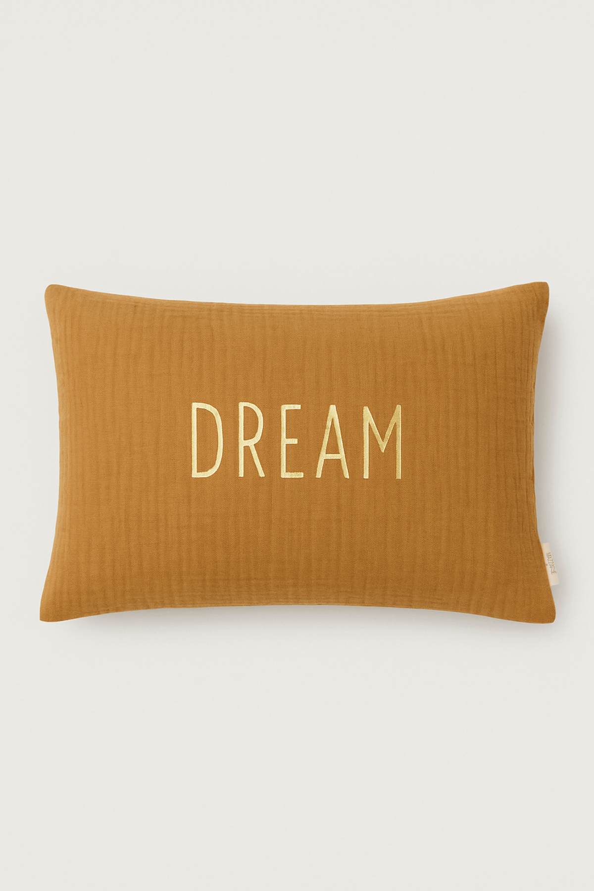 Coussin décoration chambre bébé et enfant personnalisable en gaze de coton camel - mazzanne
