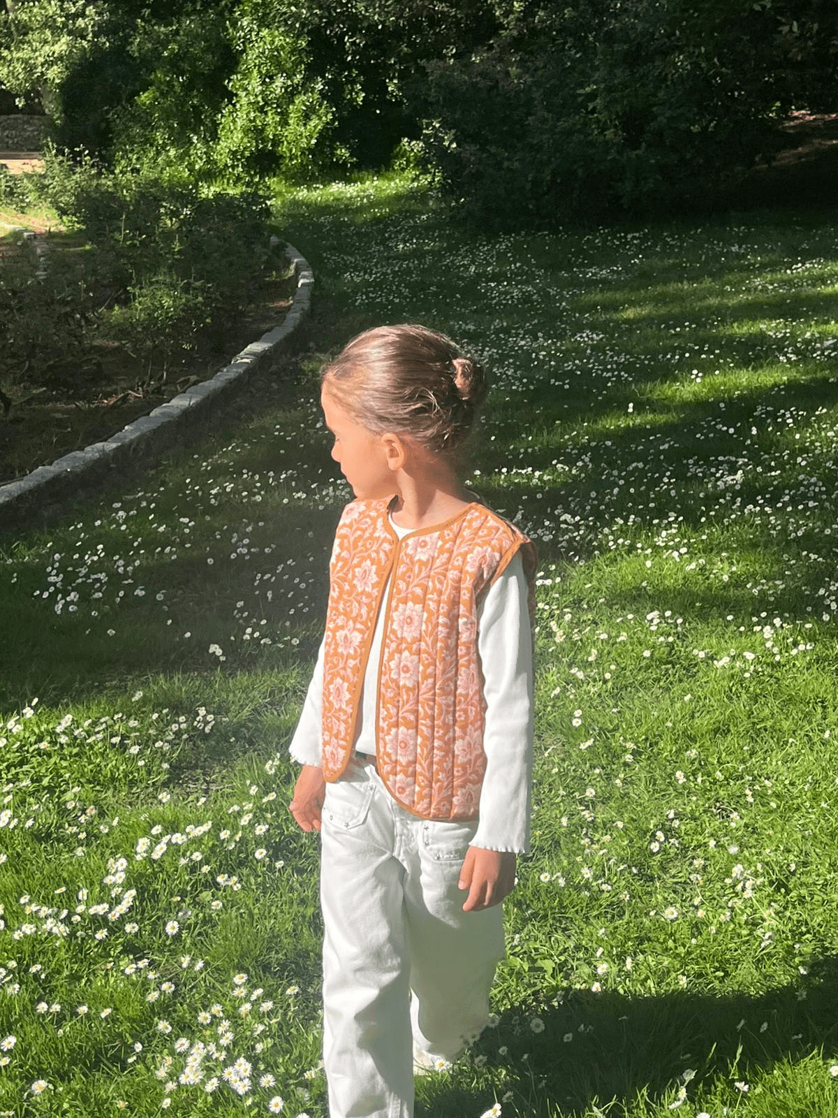 Gilet matelassé réversible fille en coton imprimés floraux - Mazzanne