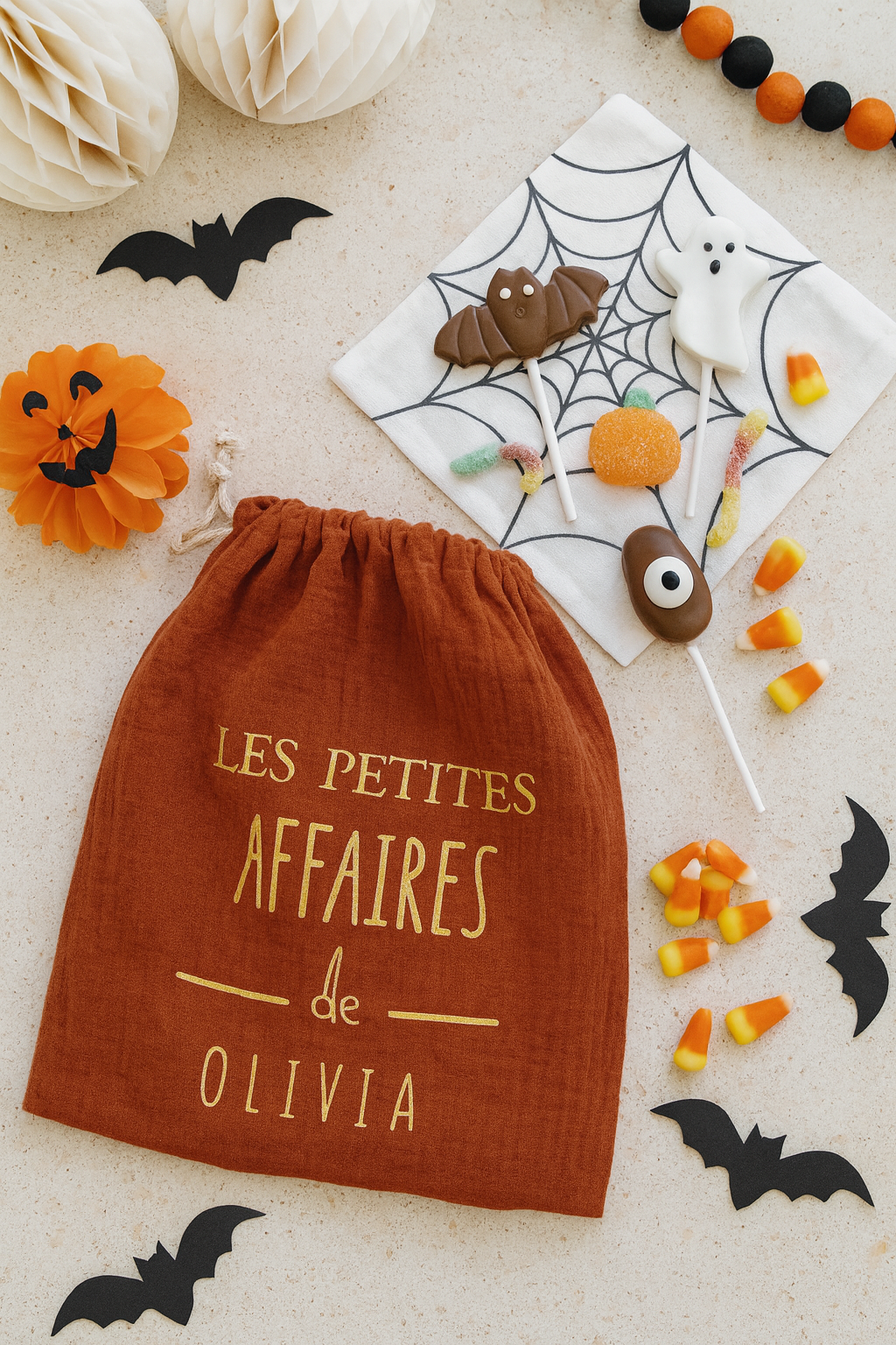 pochon personnalisé enfant transporter bonbons sablés halloween