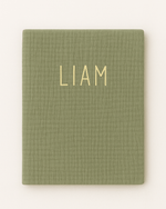 Protège carnet de santé bébé personnalisable en gaze de coton vert - mazzanne